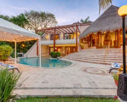 Villa vista al Campo de Golf, Playacar Fase II